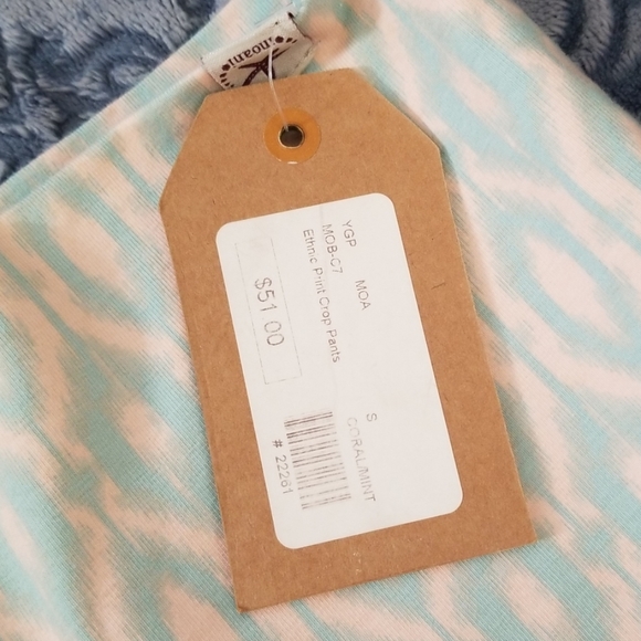 Pants - Picture 3 of 4